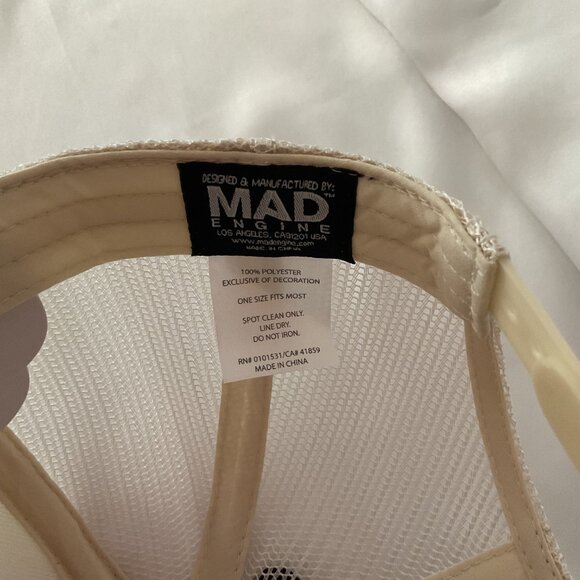 Yellowstone Trucker Hat Red & Beige Snapback Cap By Mad Engine One Size - Picture 5 of 6